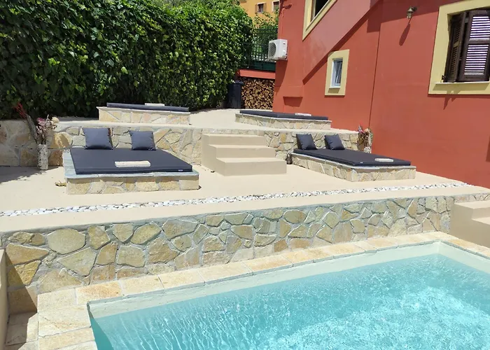 Gkk House Private Swimming Pool Luxury House فيلة Skriperon