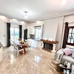 Gkk House Private Swimming Pool Luxury House Villa Skriperon