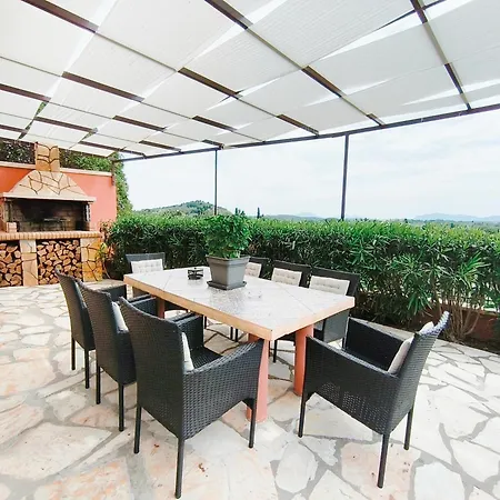 Gkk House Private Swimming Pool Luxury House Skriperon