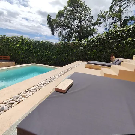 Gkk House Private Swimming Pool Luxury House Skriperón